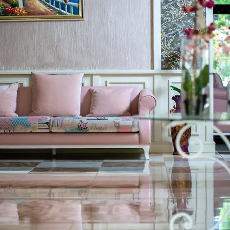 Siena Palace بريمورسكو