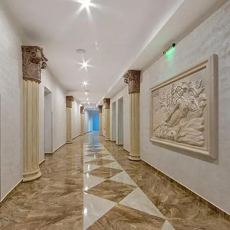 Siena Palace 4* بريمورسكو