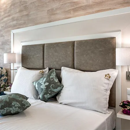 Hotel Siena Palace 4*