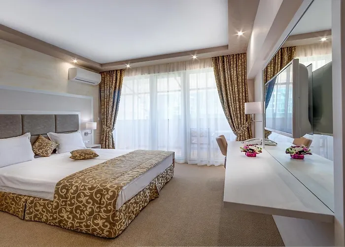 Siena Palace Otel 4*